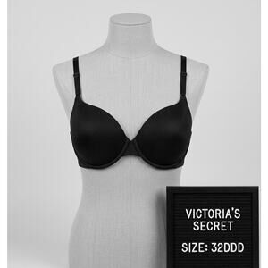 Victoria's Secret 32DDD Bra Black Lace Very Sexy Lined Demi Underwire VS